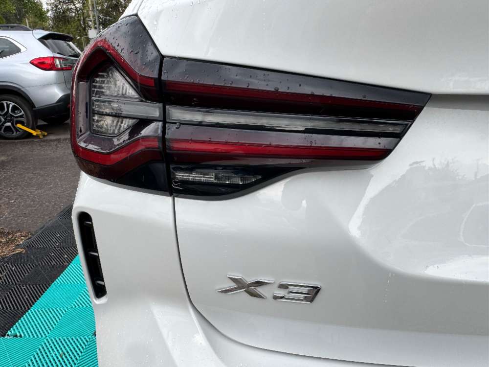 BMW X3 7