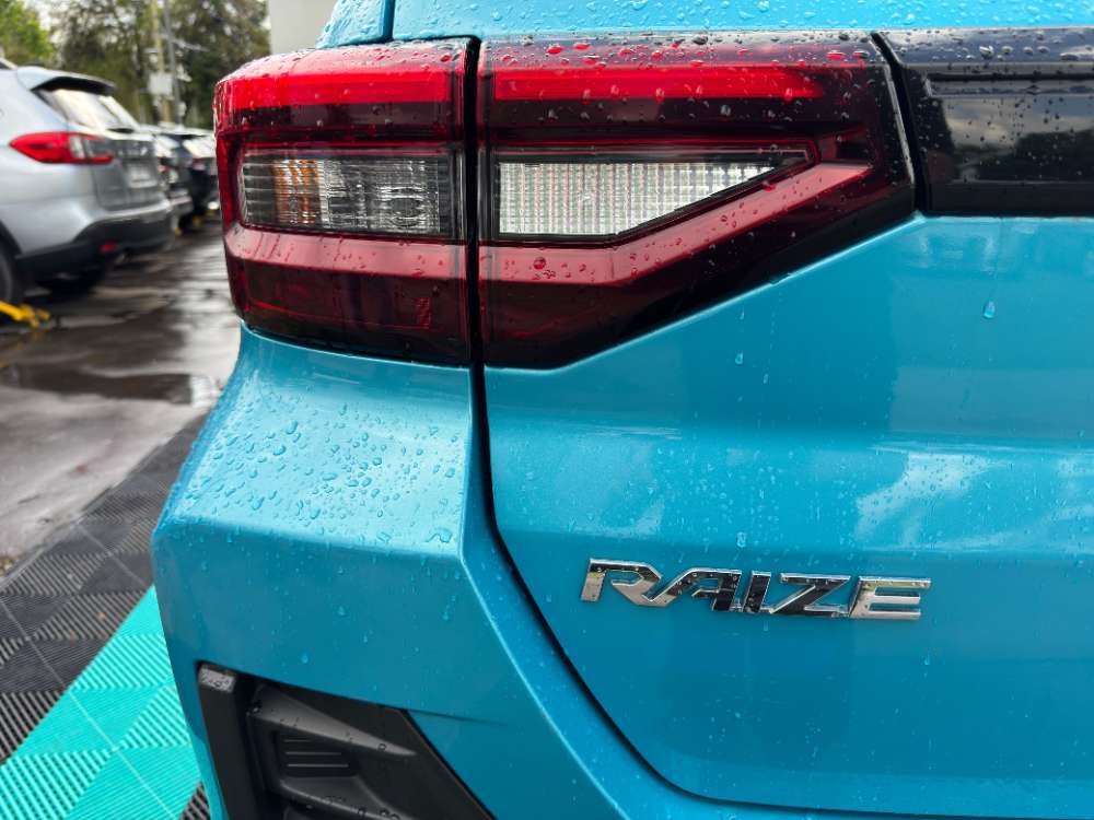 Toyota Raize 7