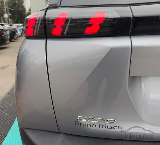 Peugeot 2008 5