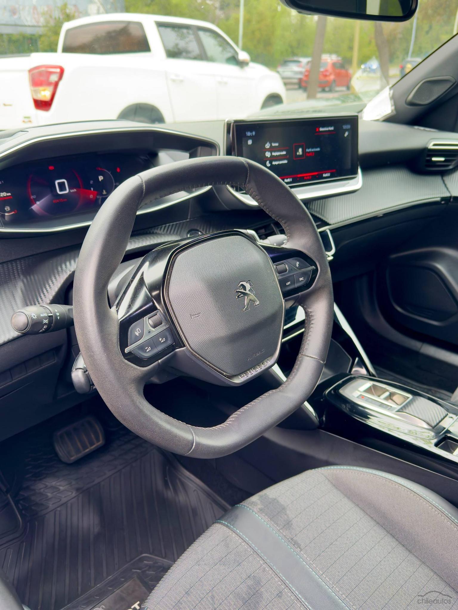 Peugeot 2008 15