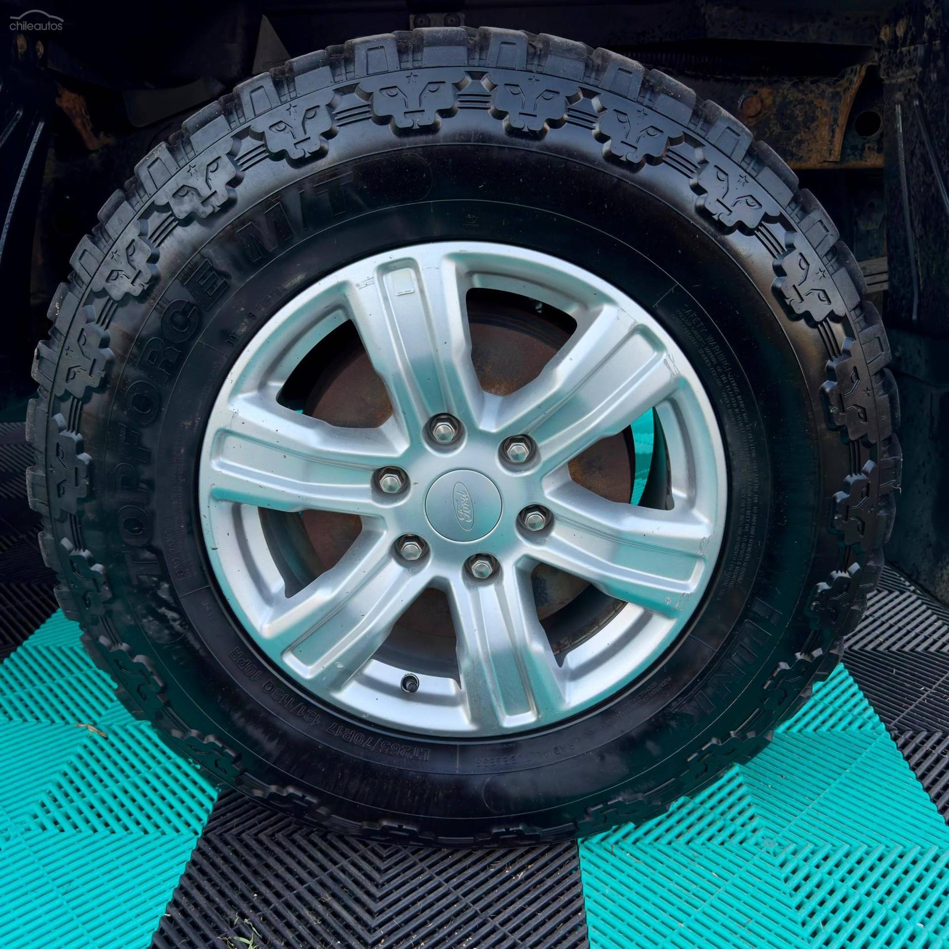 Ford Ranger 24