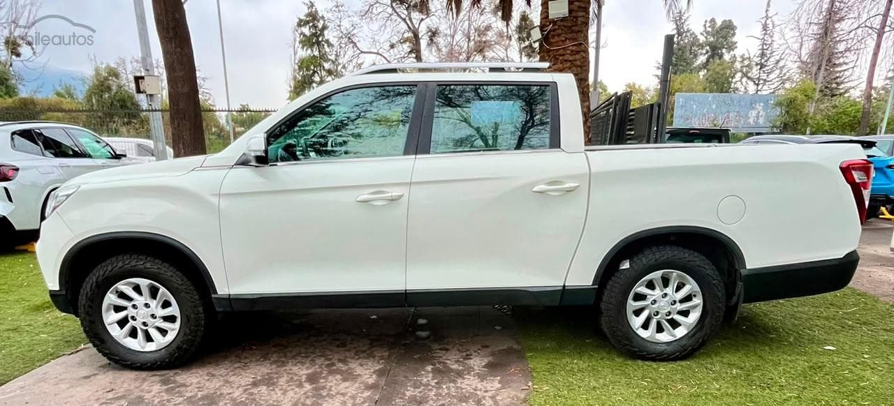 SsangYong Grand Musso 4