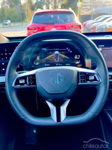 MG One 18