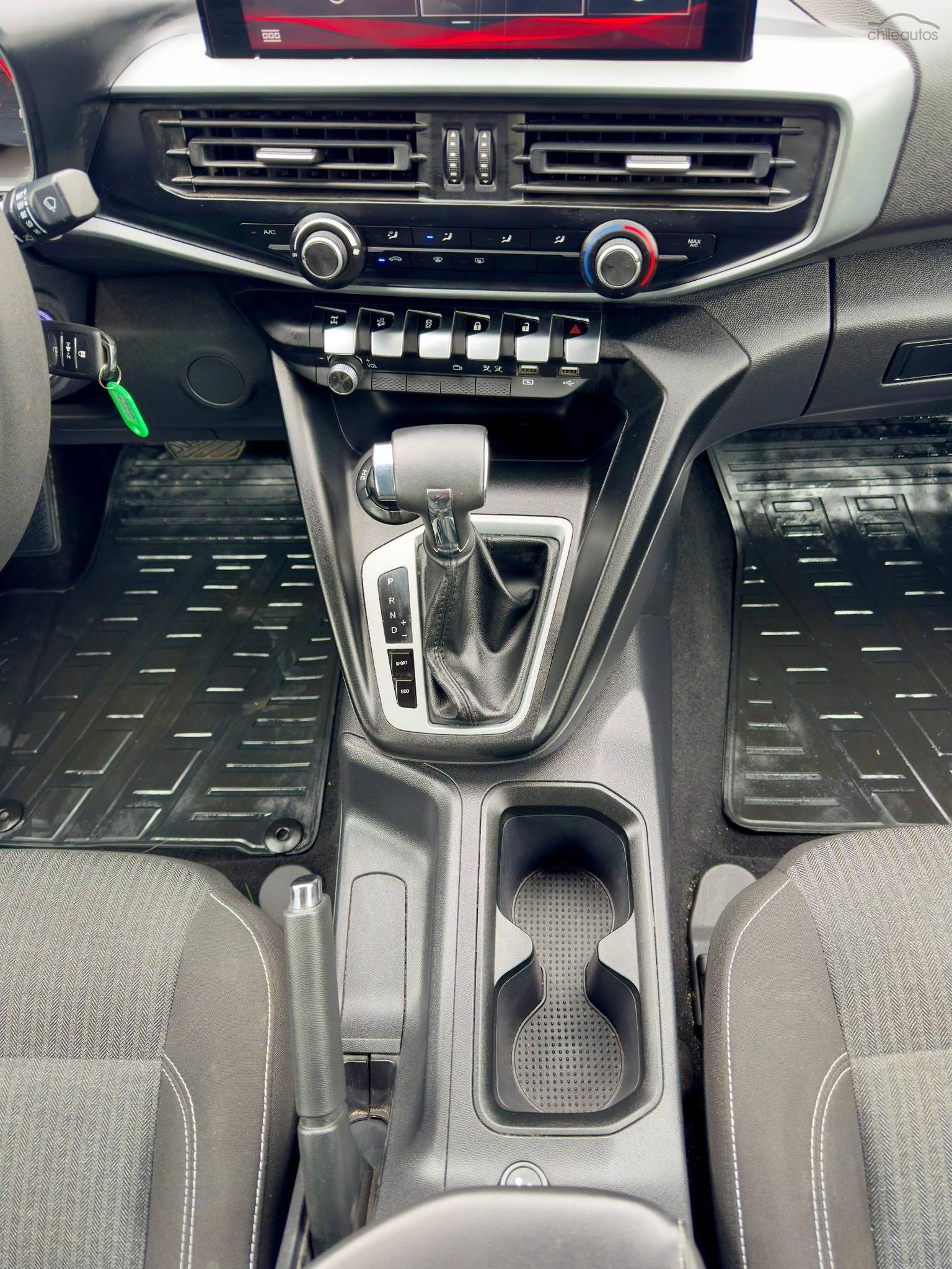 Peugeot Landtrek 17