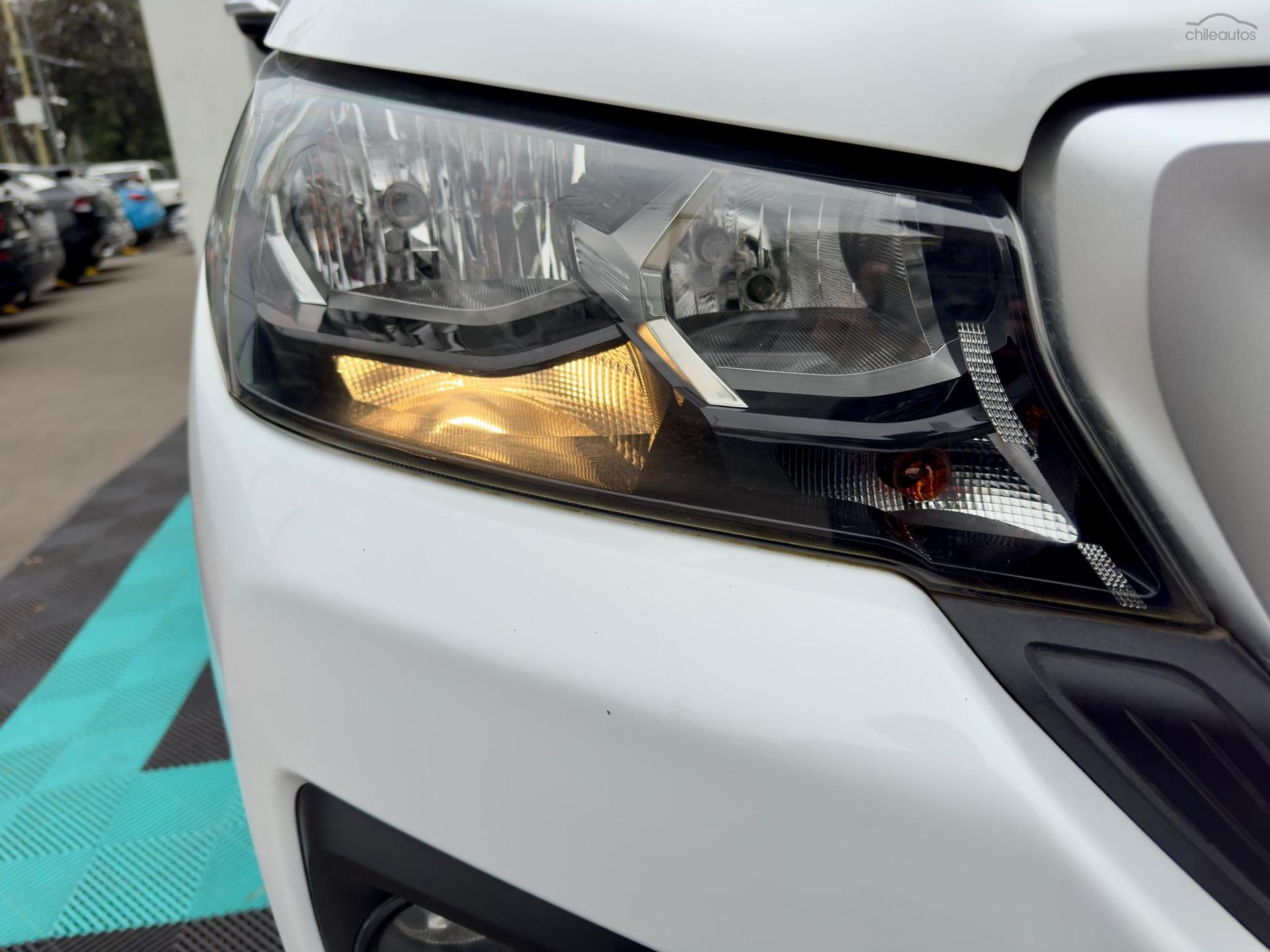 Peugeot Landtrek 10