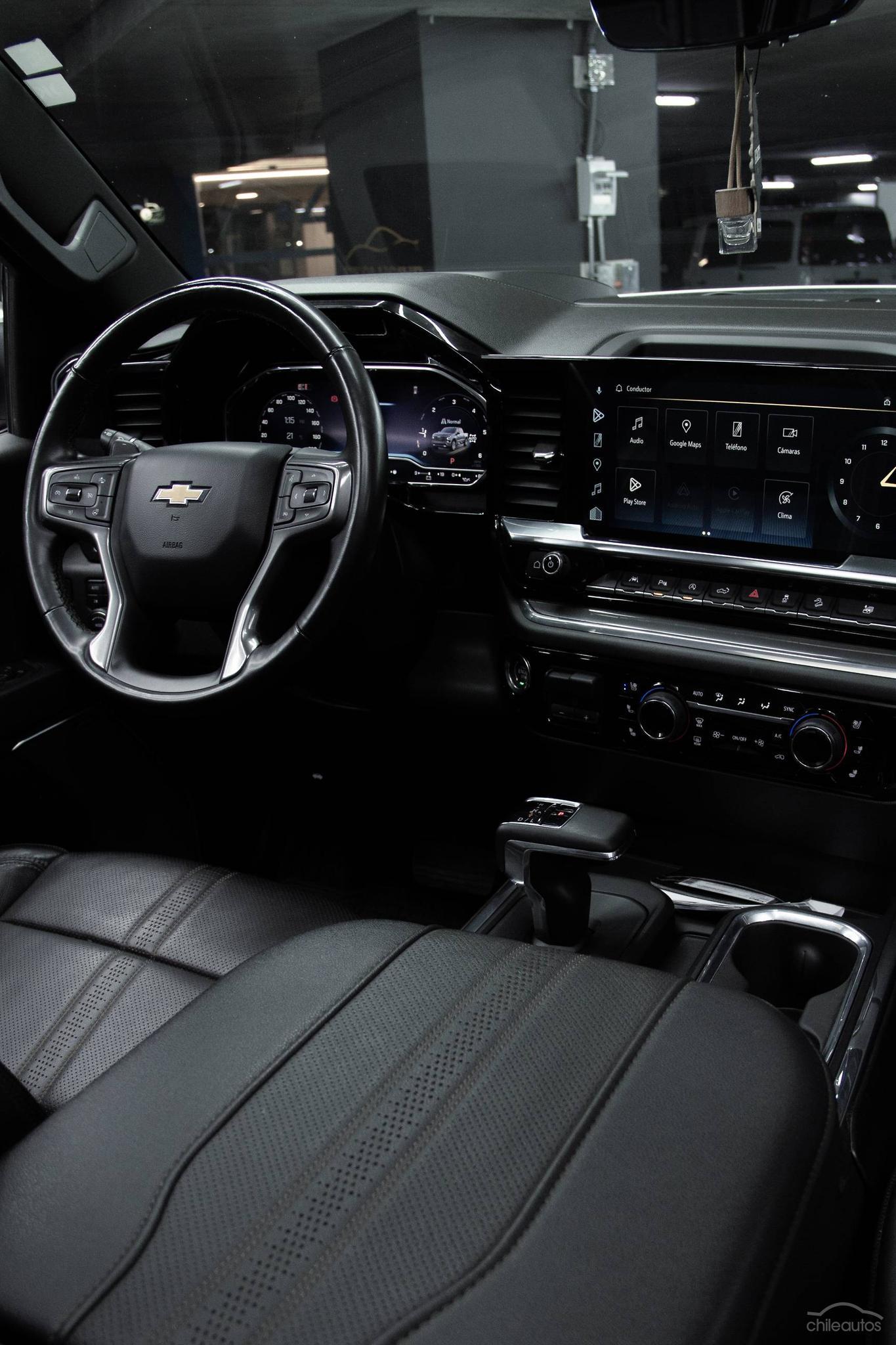 Chevrolet Silverado 20