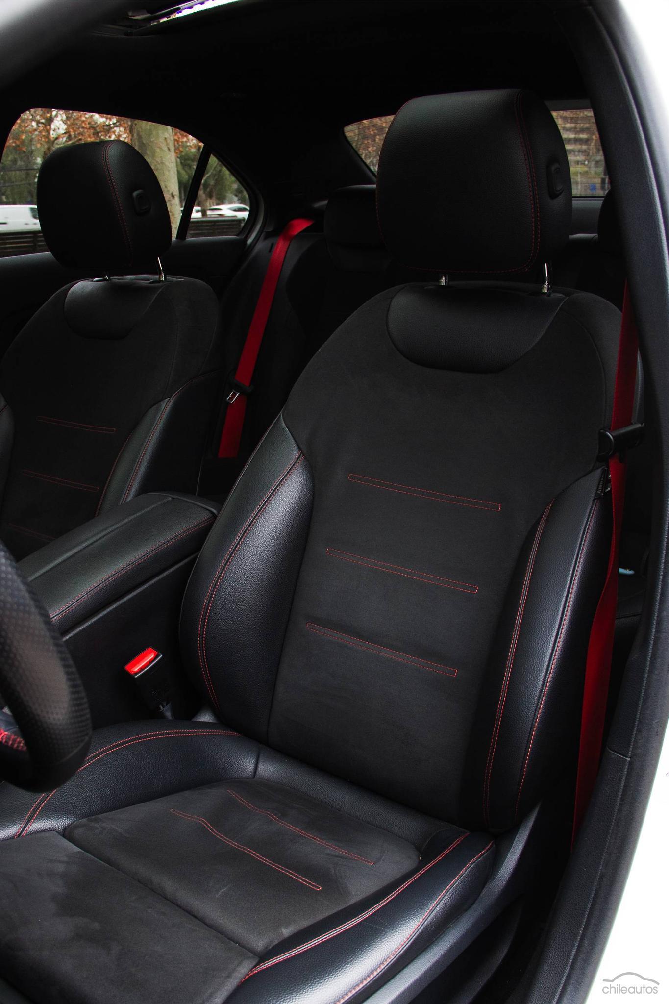 Mercedes-Benz A 35 Amg 22