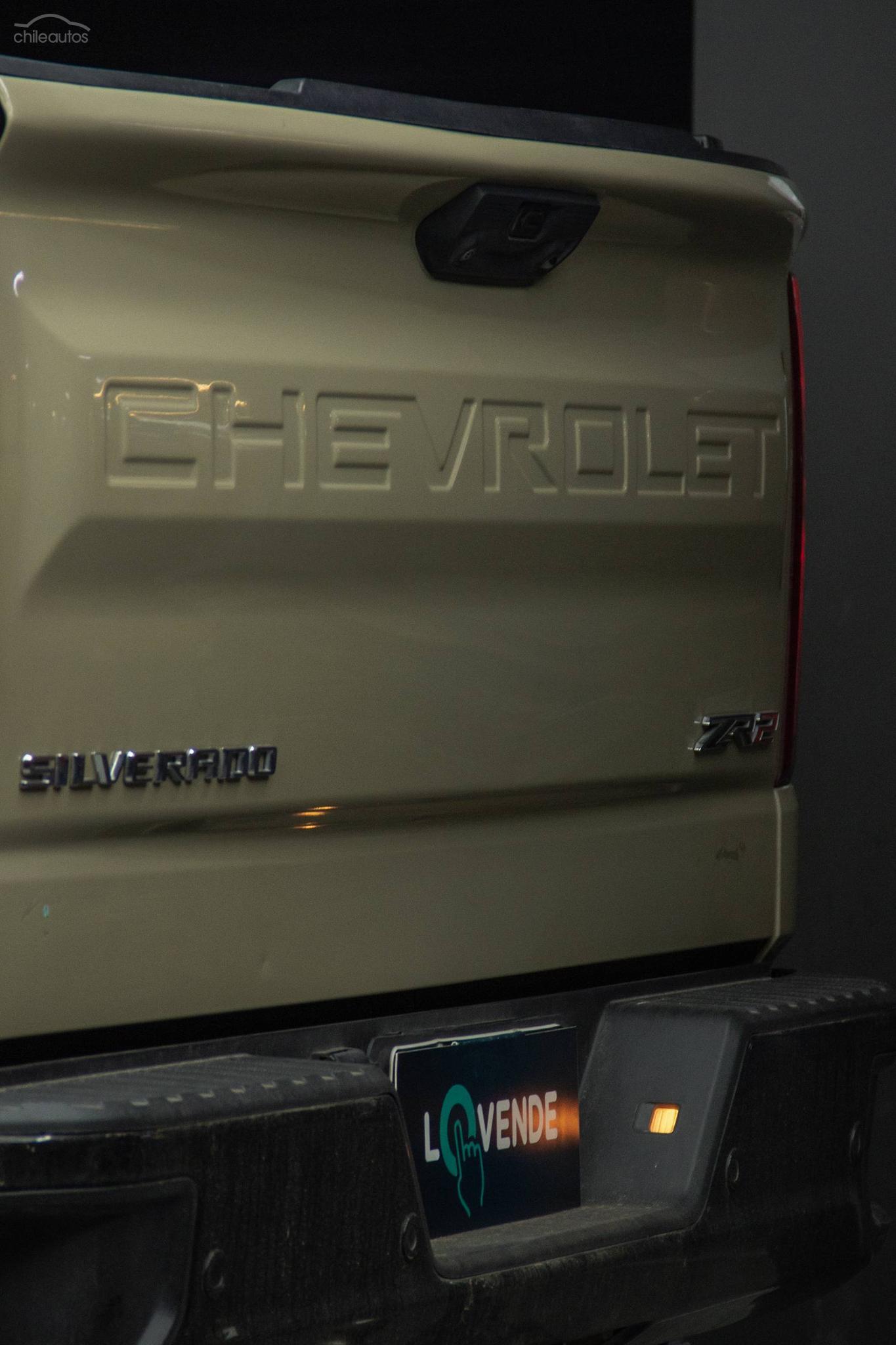 Chevrolet Silverado 7
