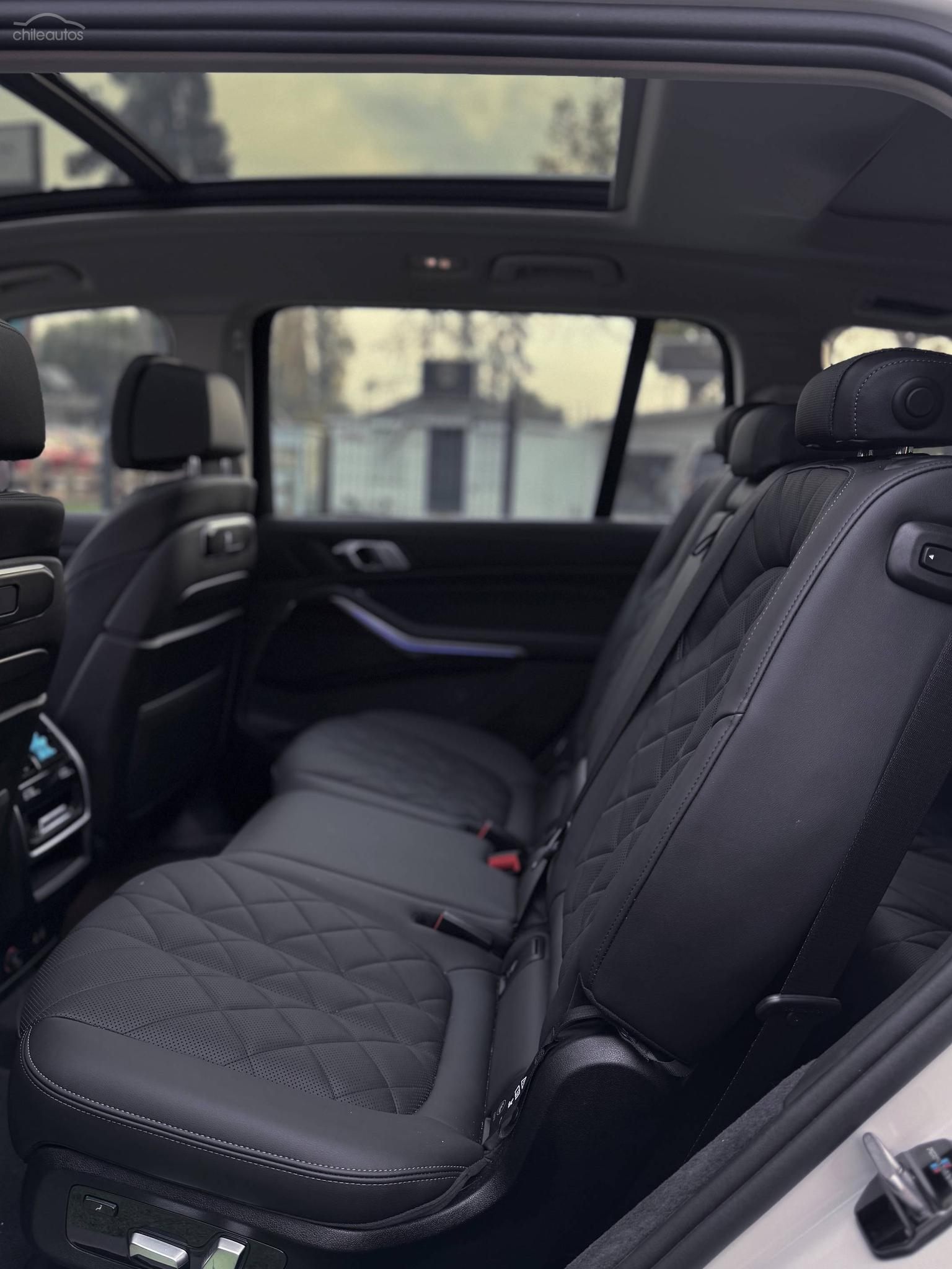 BMW X7 11