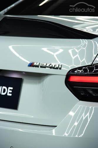 BMW M240 6