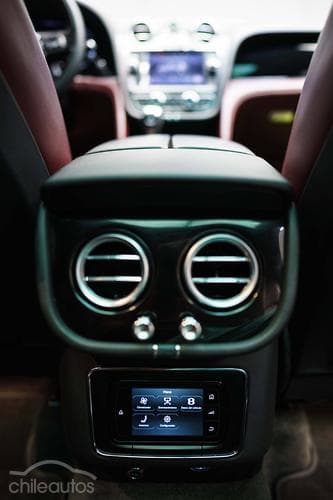 Bentley Bentayga 8