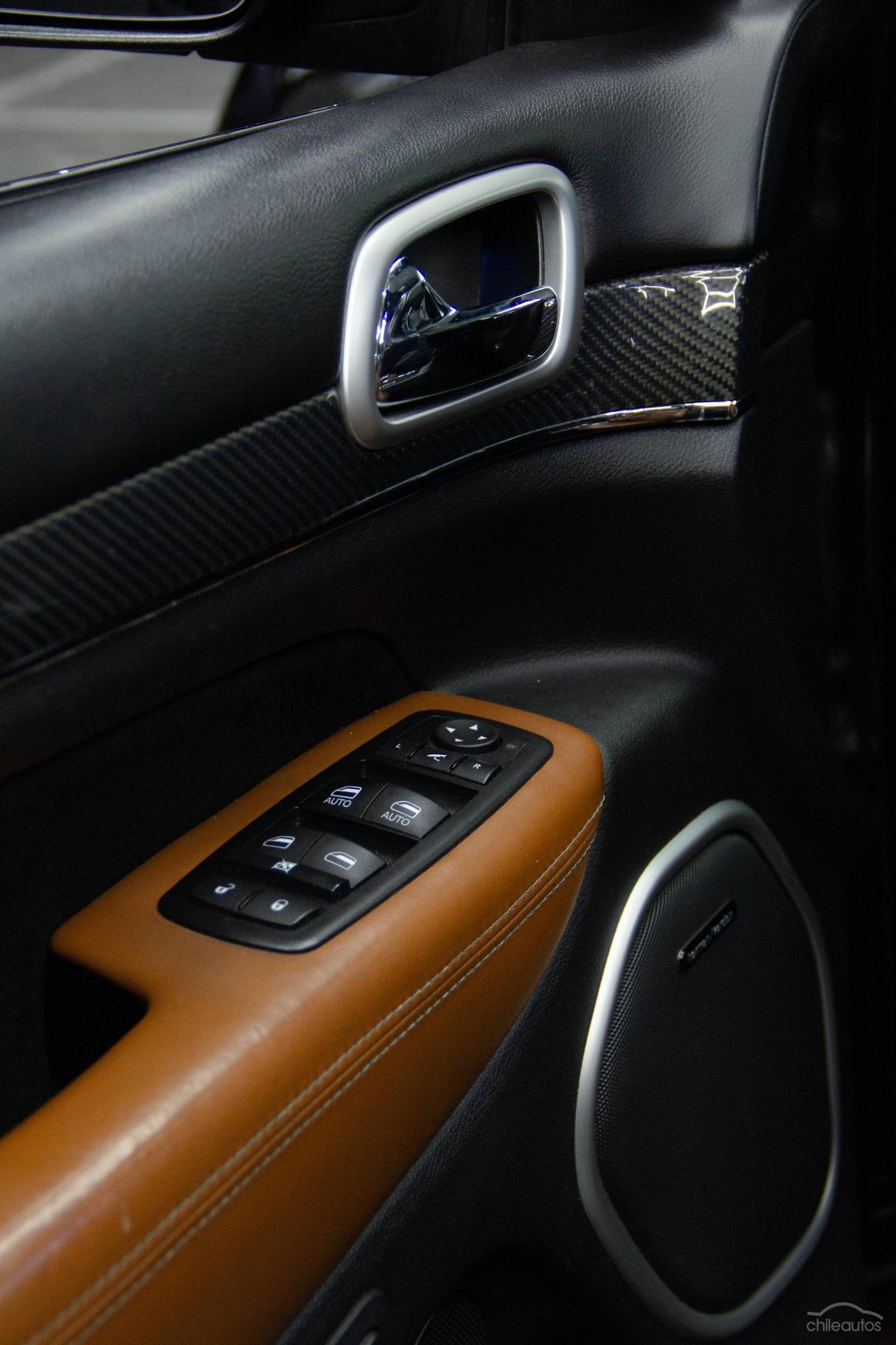 Jeep Grand Cherokee 11