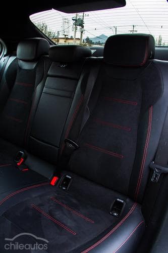 Mercedes-Benz A 250 8