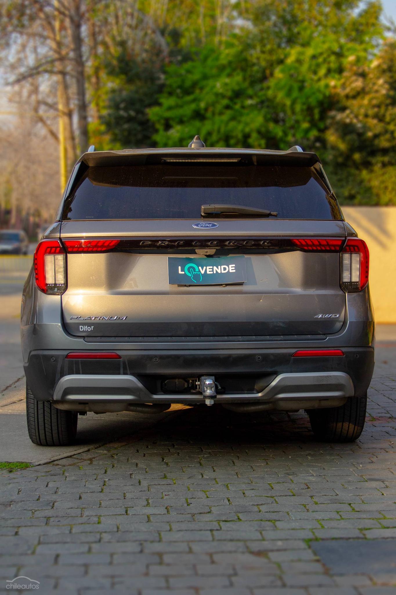 Ford Explorer 6