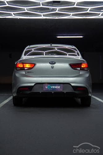 Kia Soluto 5