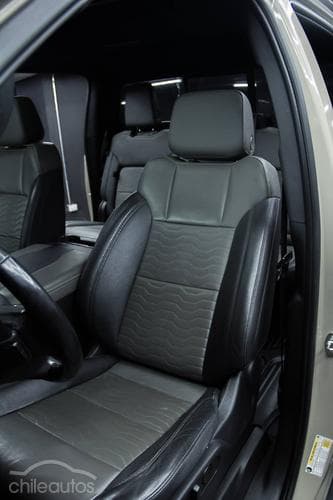 Chevrolet Silverado 14