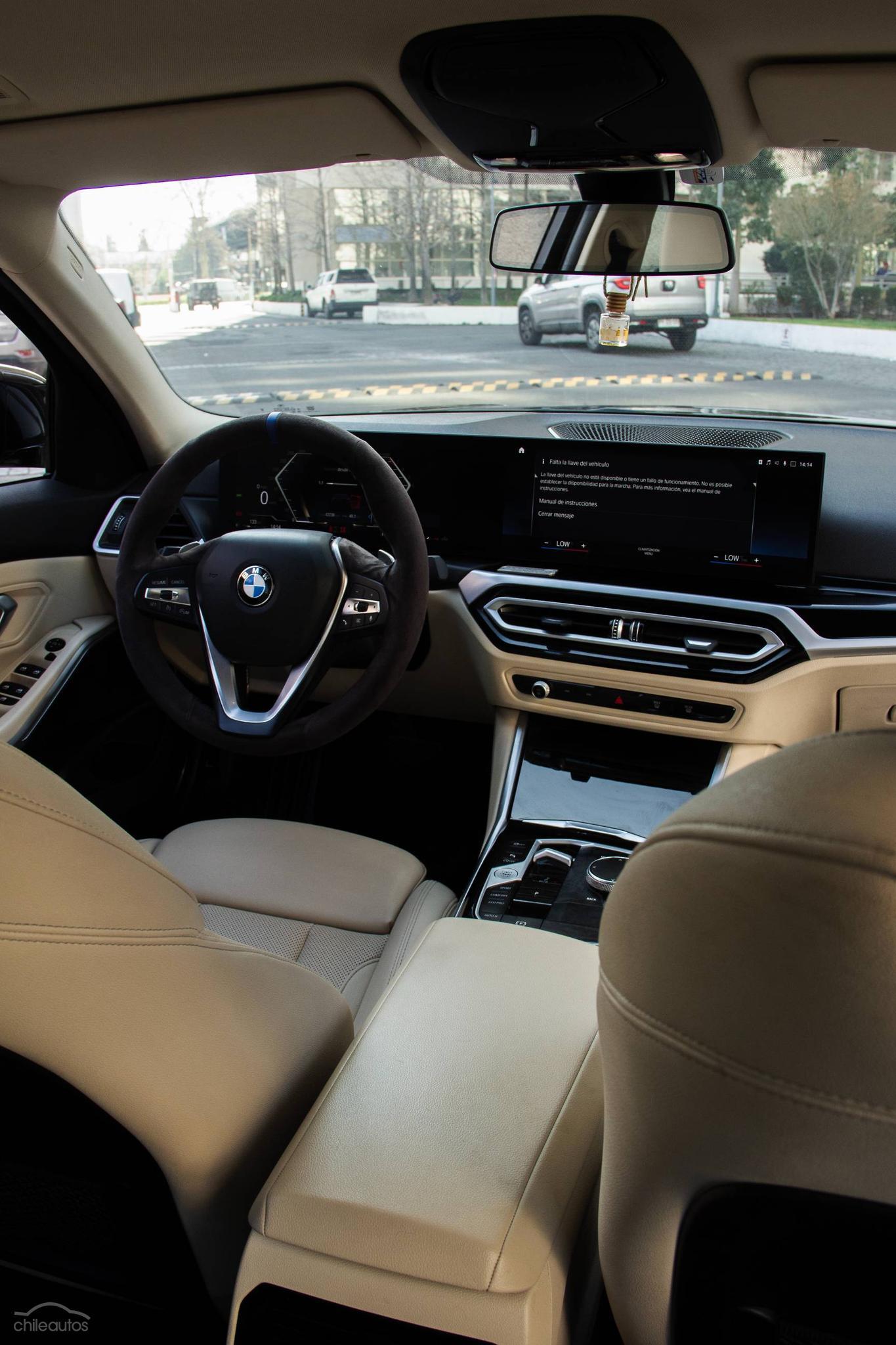 BMW 320I 13