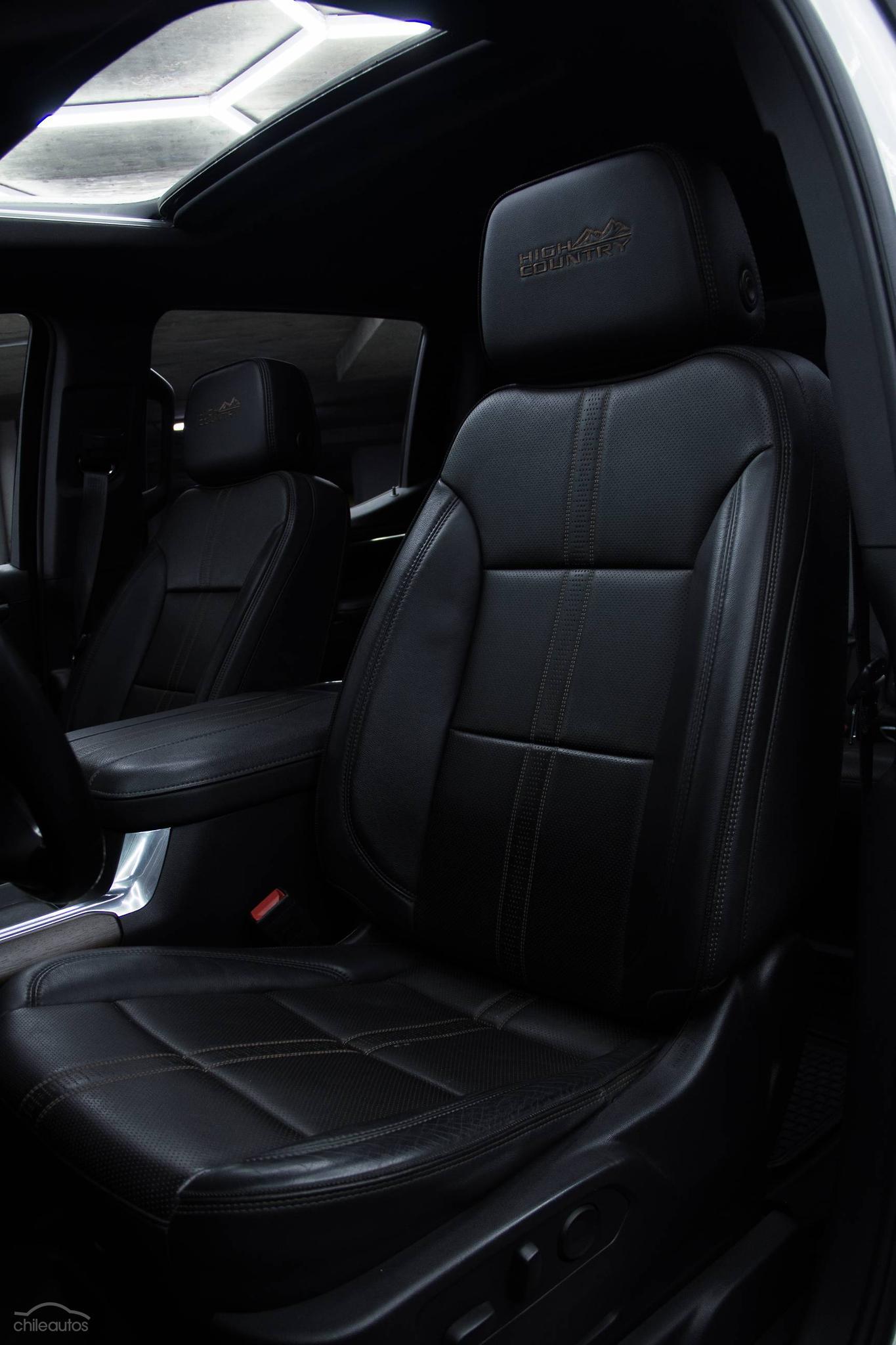 Chevrolet Silverado 16