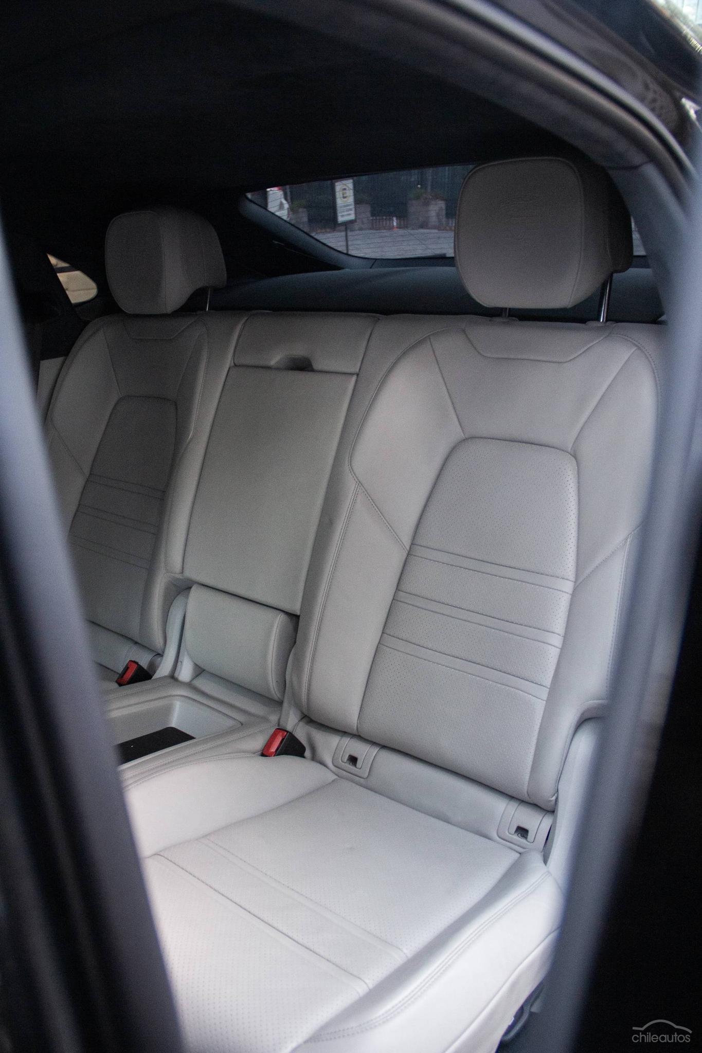 Porsche Cayenne 20