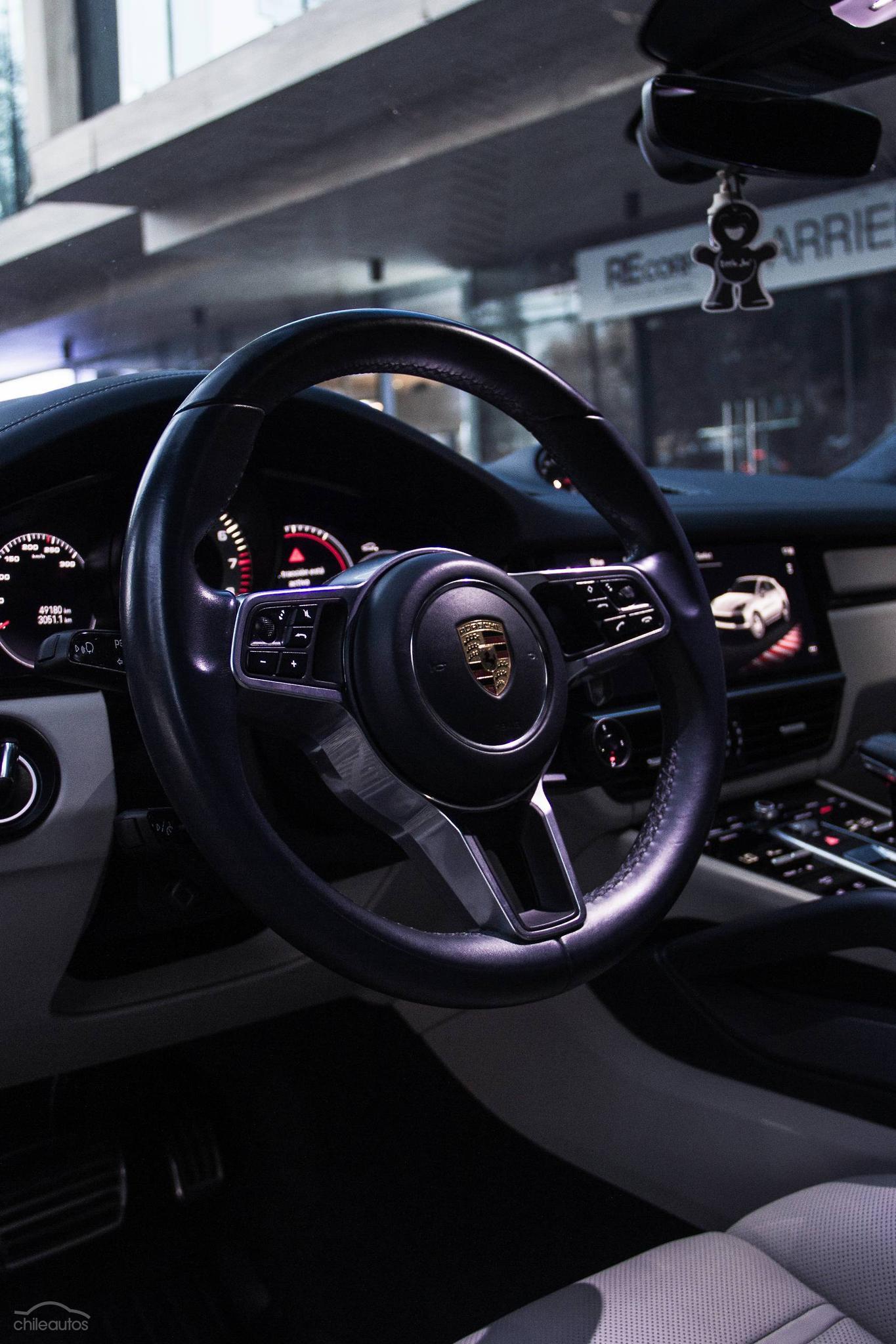 Porsche Cayenne 16