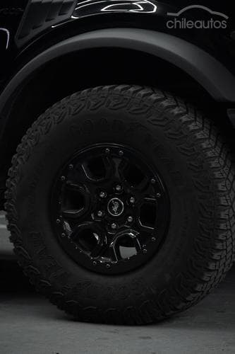 Ford Bronco 13