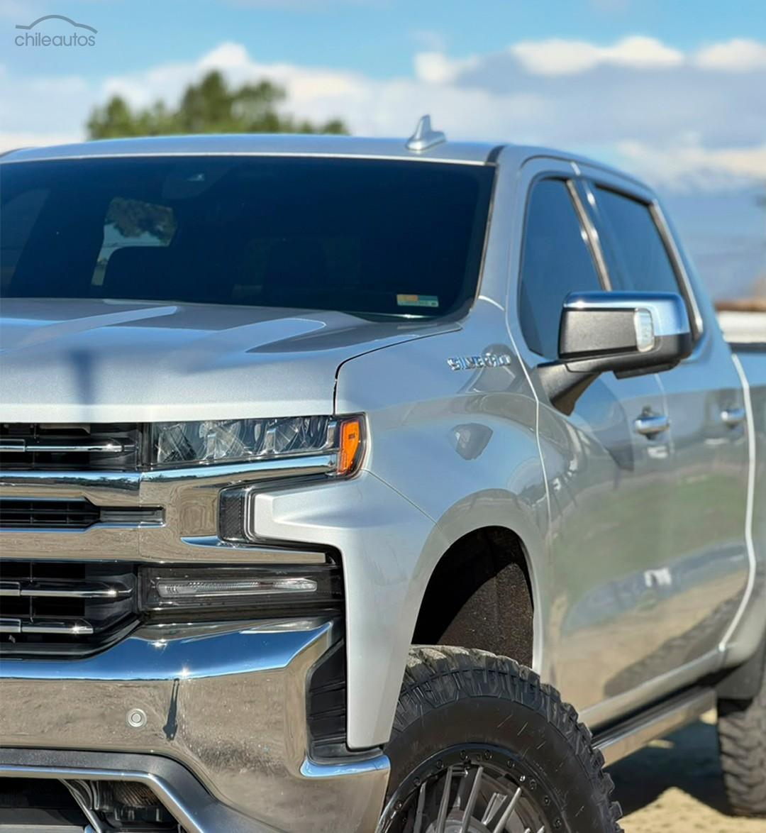Chevrolet Silverado 6