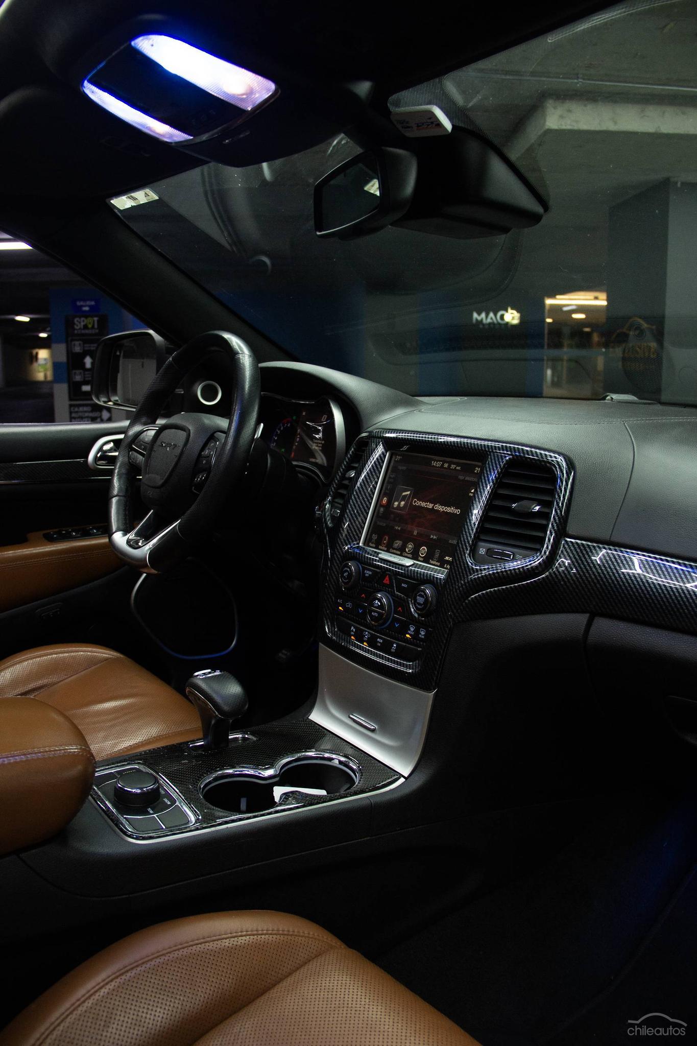 Jeep Grand Cherokee 16