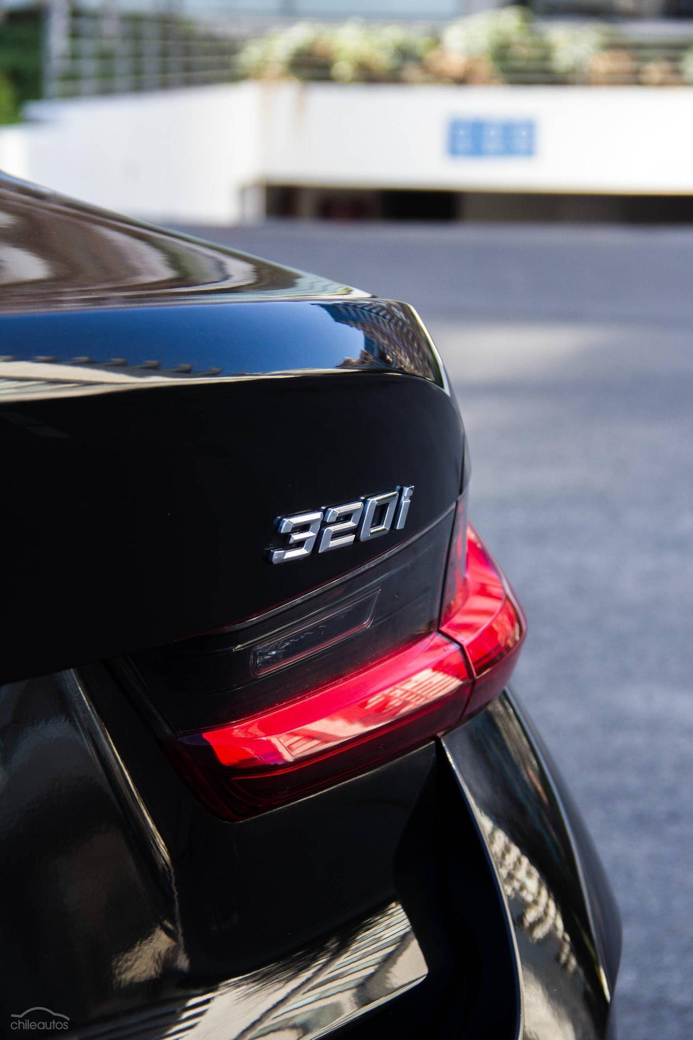 BMW 320I 7