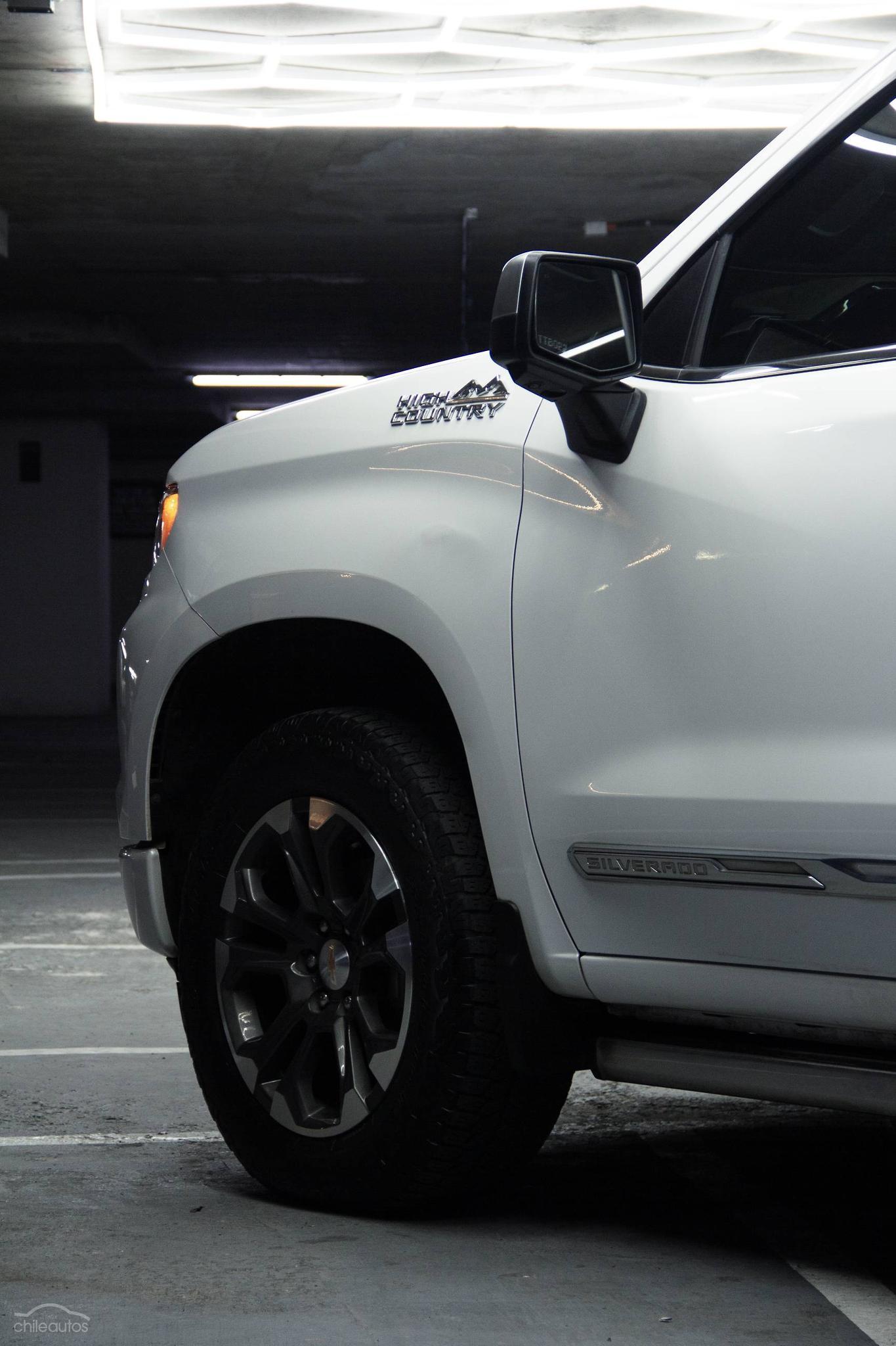 Chevrolet Silverado 7
