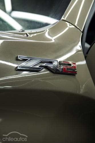 Chevrolet Silverado 9
