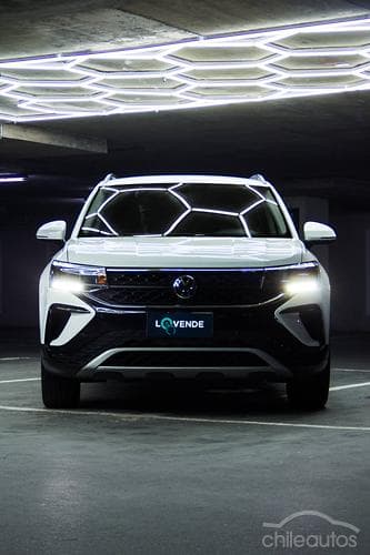 Volkswagen Taos 2
