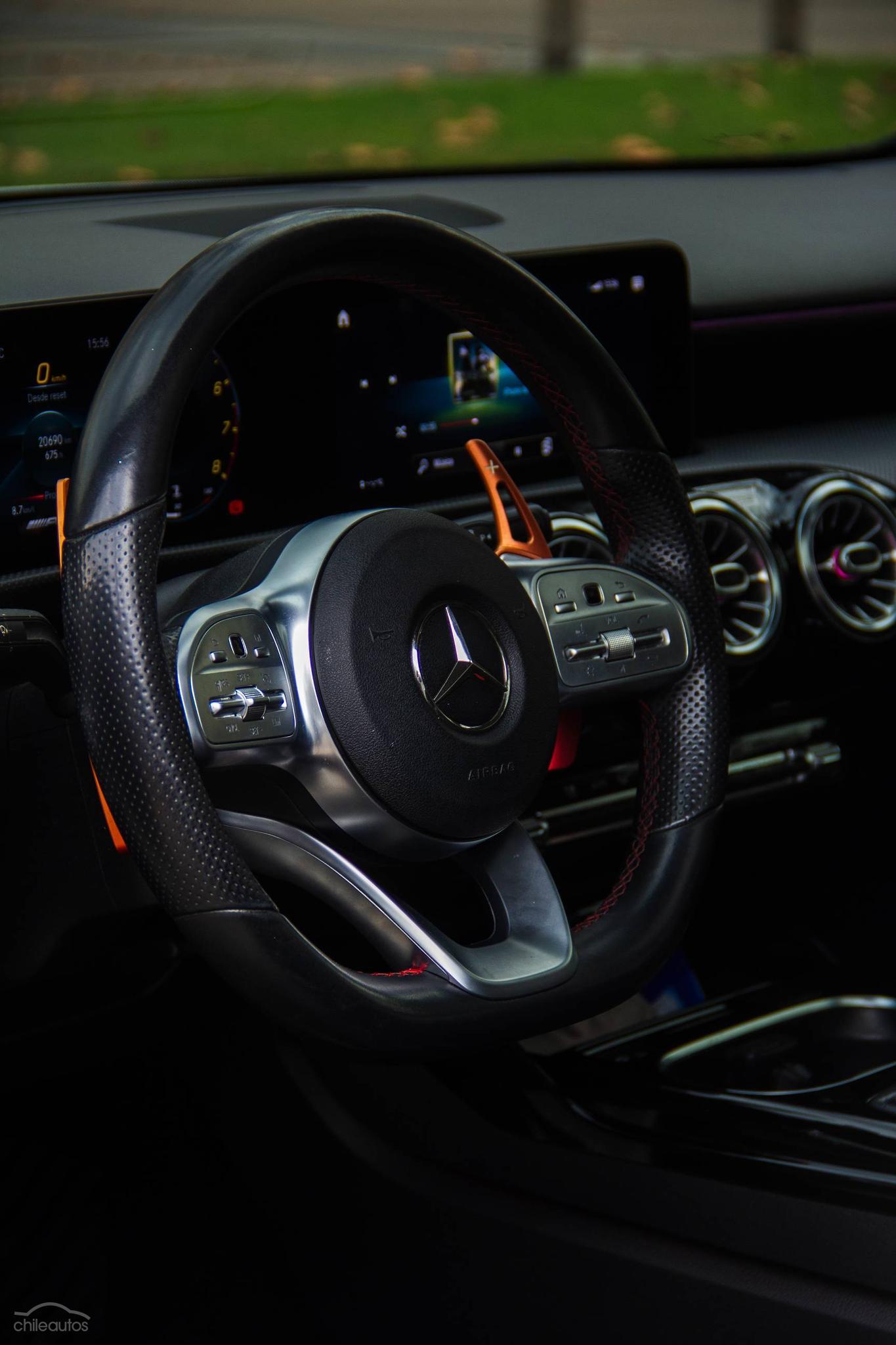 Mercedes-Benz A 35 Amg 11