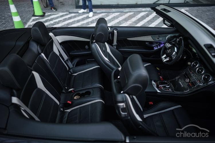 Mercedes-Benz C 63 Amg 17
