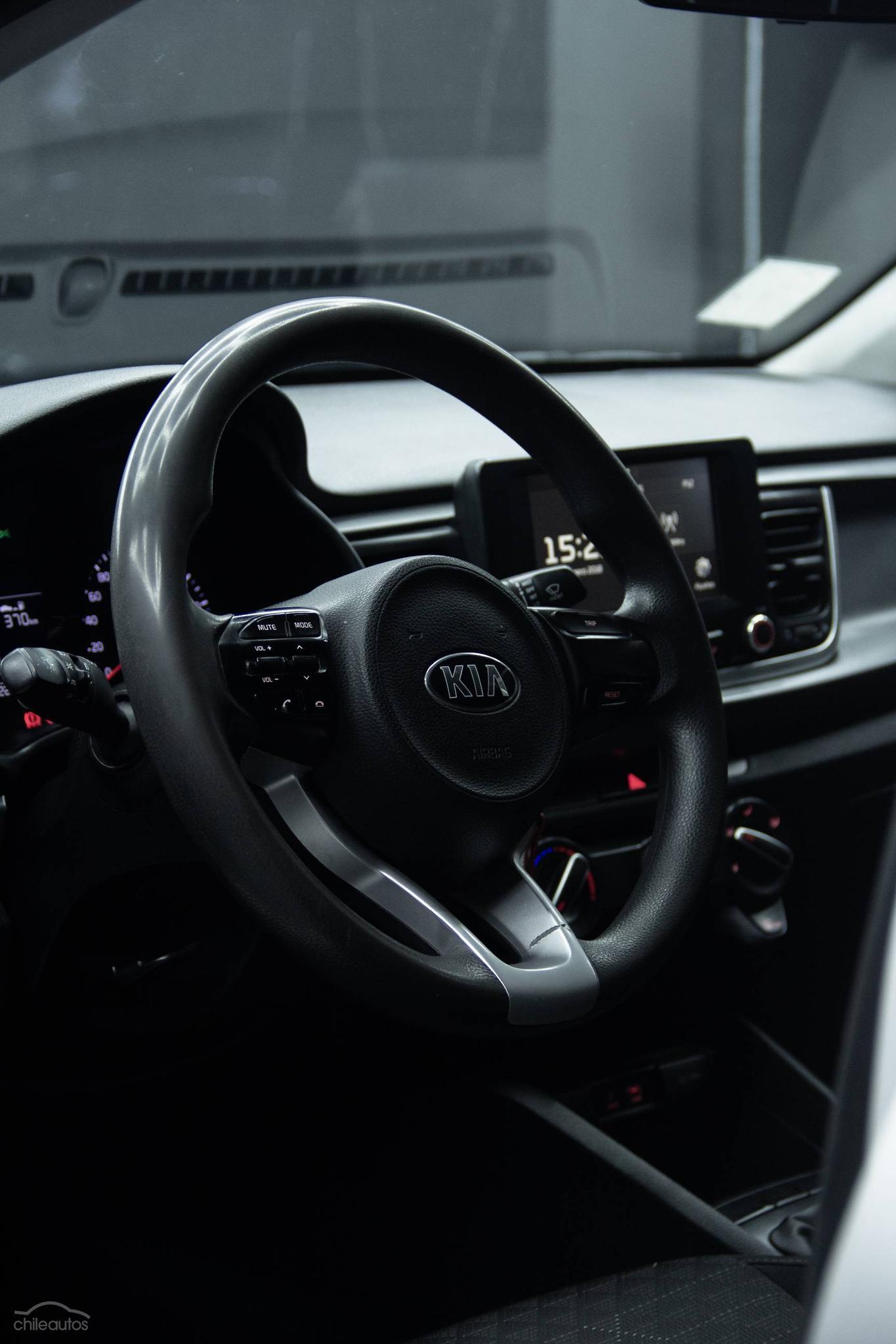 Kia Soluto 7