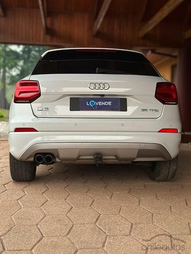 Audi Q2 3