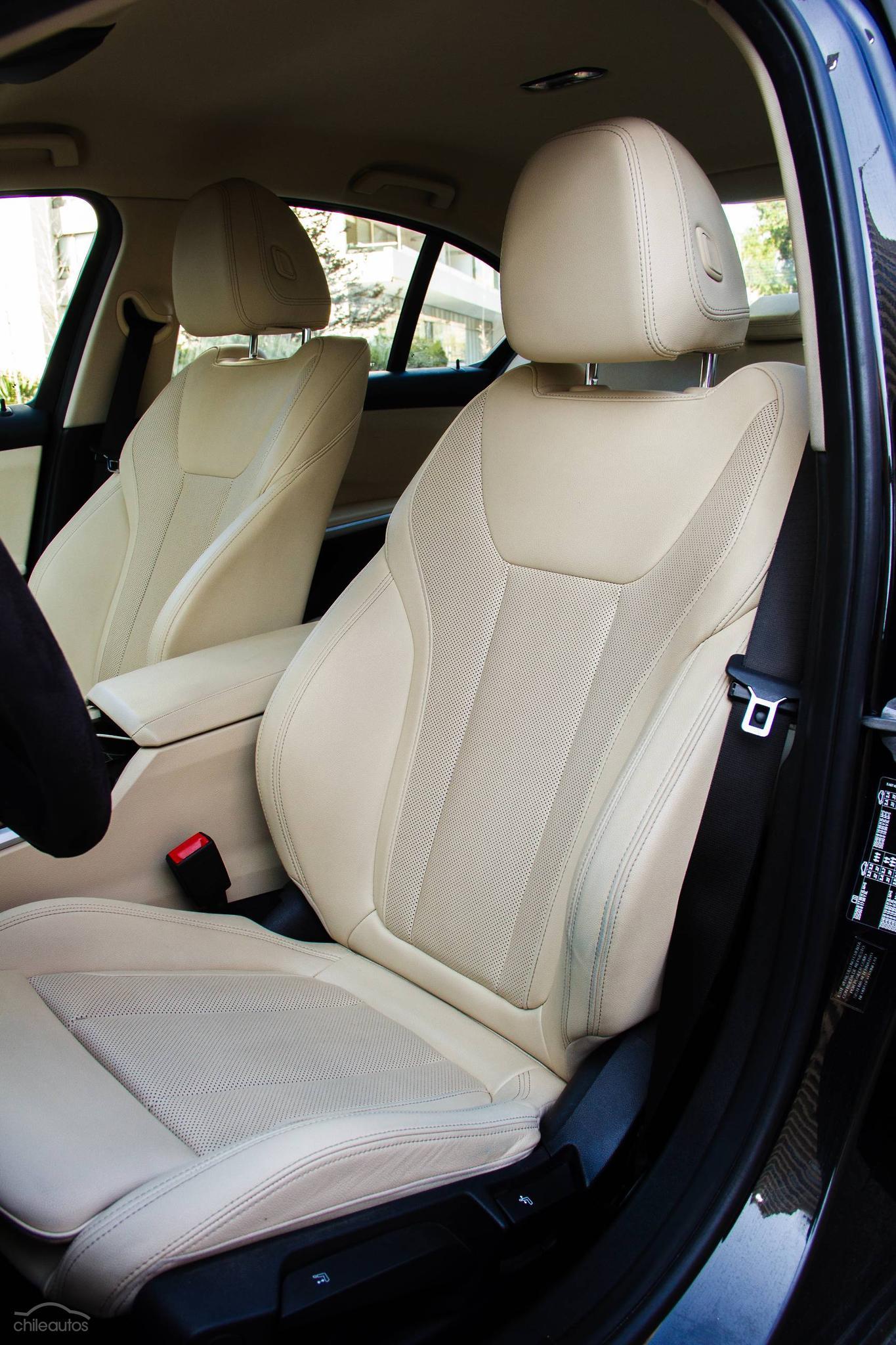 BMW 320I 16
