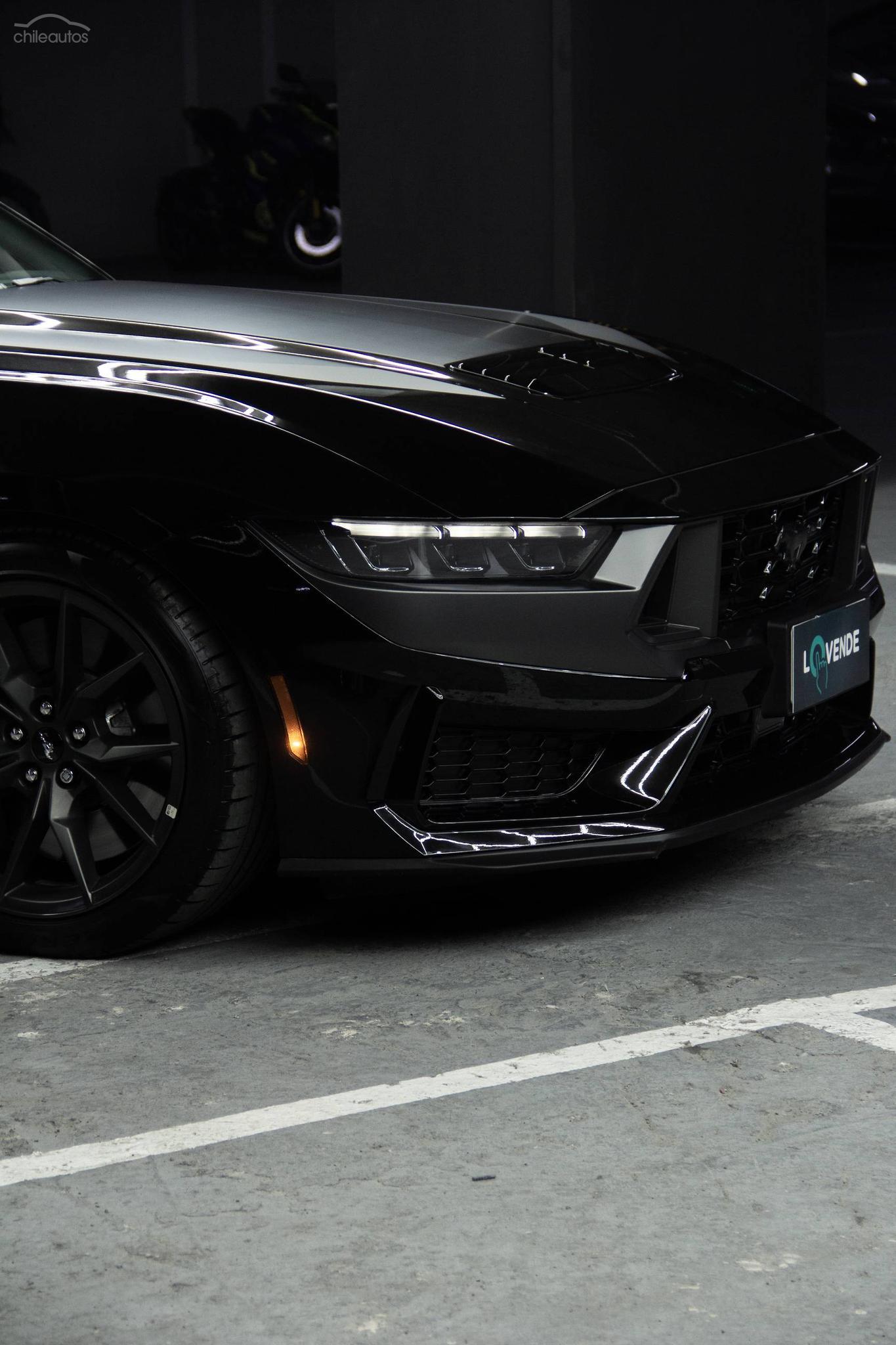 Ford Mustang 8