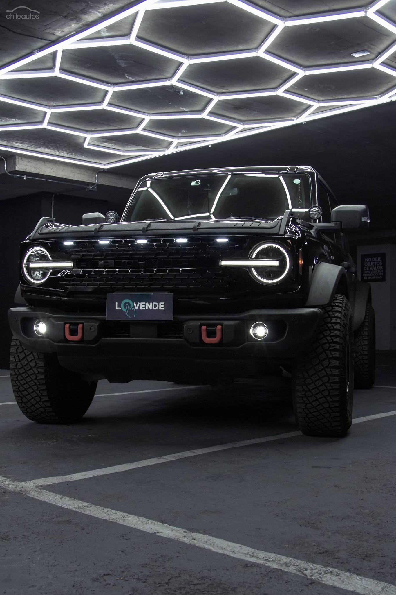 Ford Bronco 3