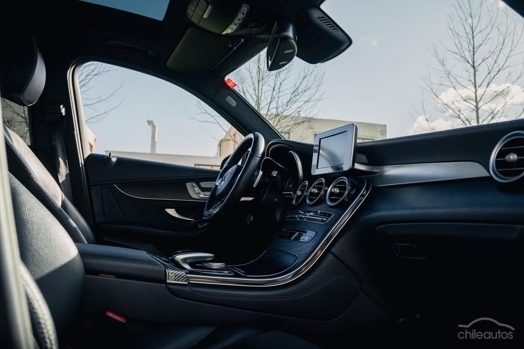 Mercedes-Benz Glc 350 11