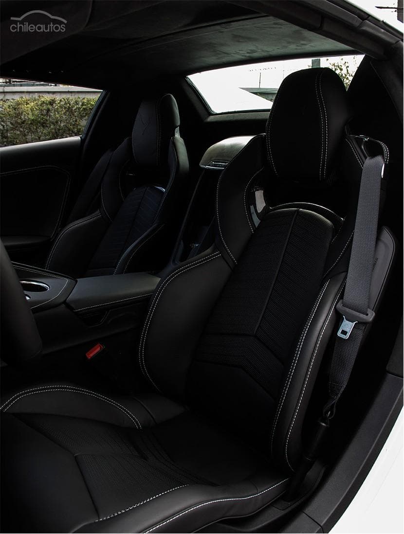 Chevrolet Corvette 8