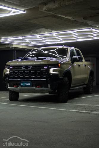 Chevrolet Silverado 3