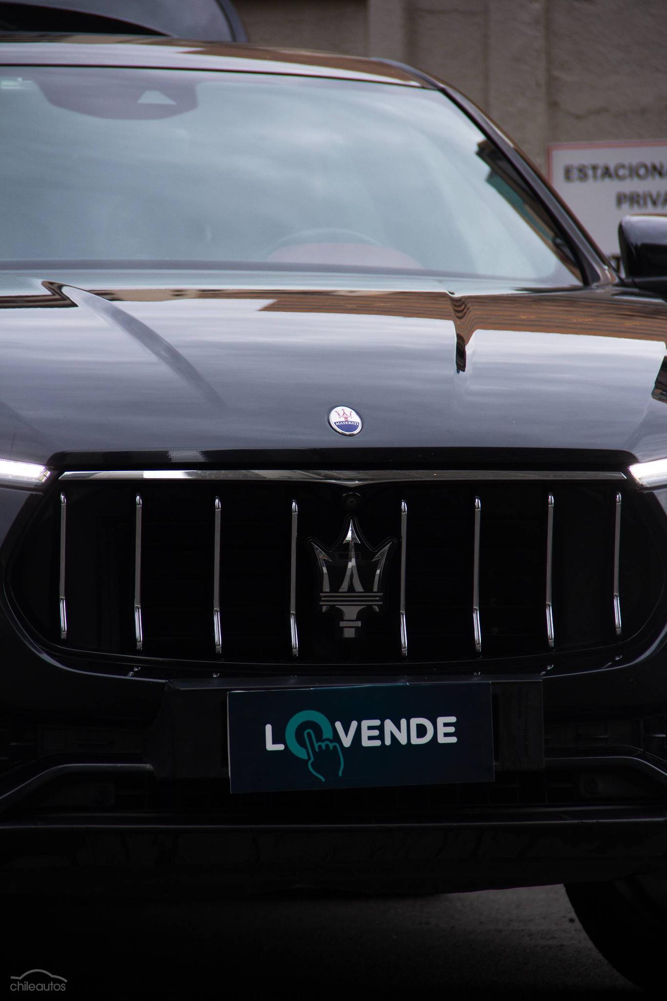 Maserati Levante 8
