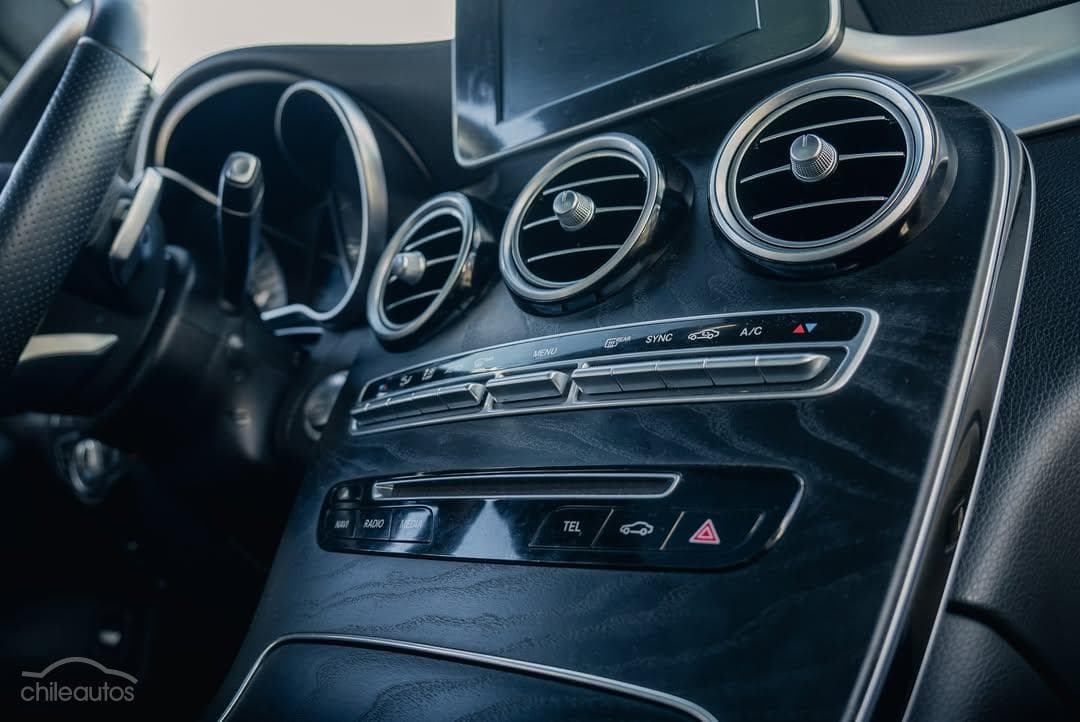 Mercedes-Benz Glc 350 13