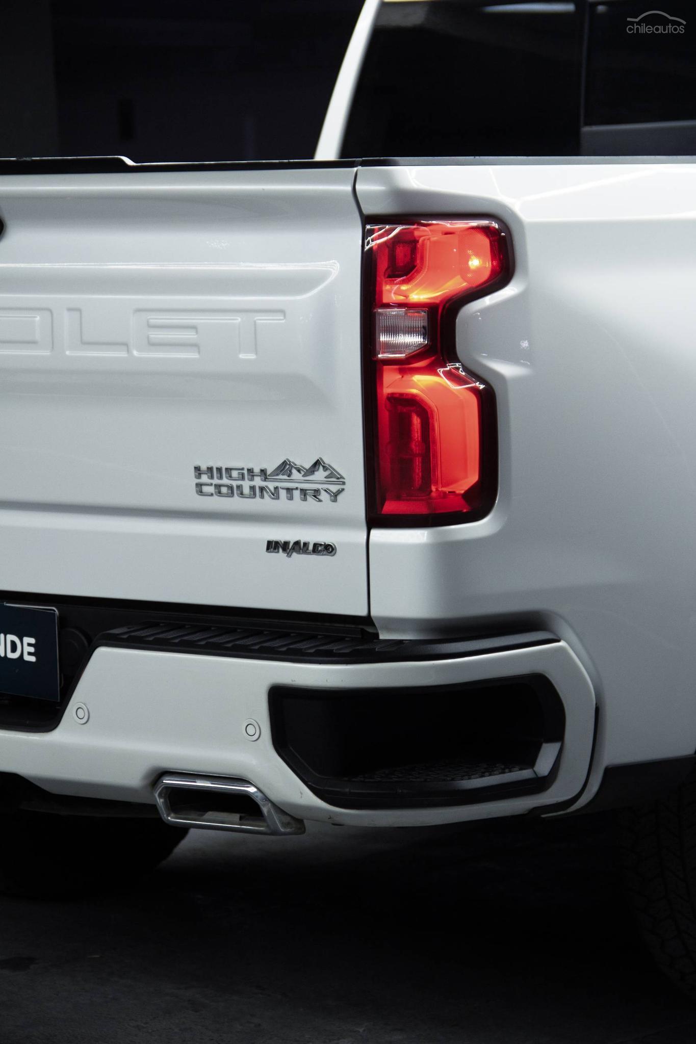 Chevrolet Silverado 9