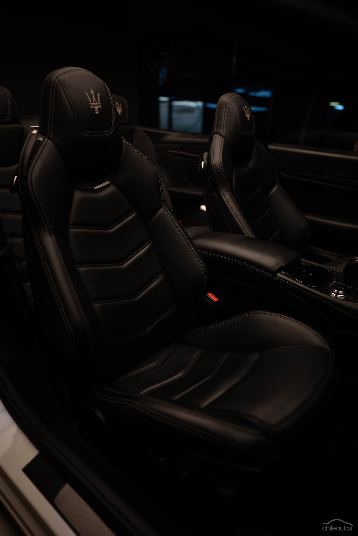 Maserati Grancabrio 10
