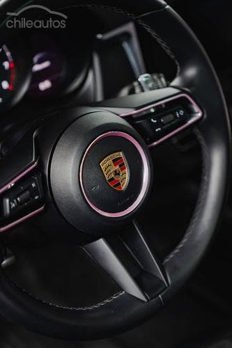 Porsche Macan 16