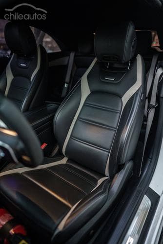 Mercedes-Benz C 63 Amg 20