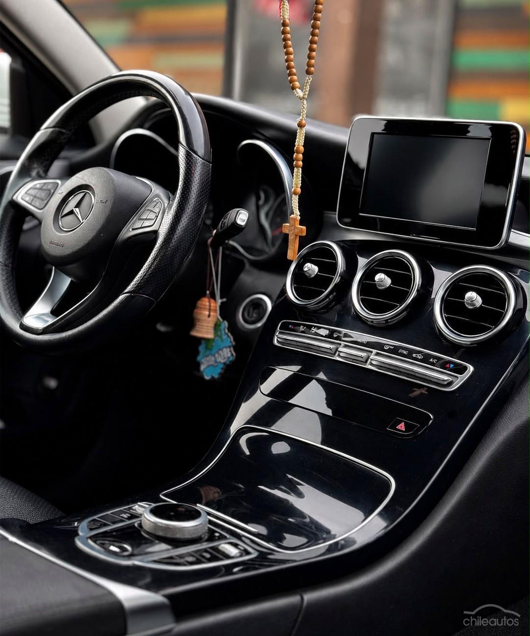 Mercedes-Benz C 180 6