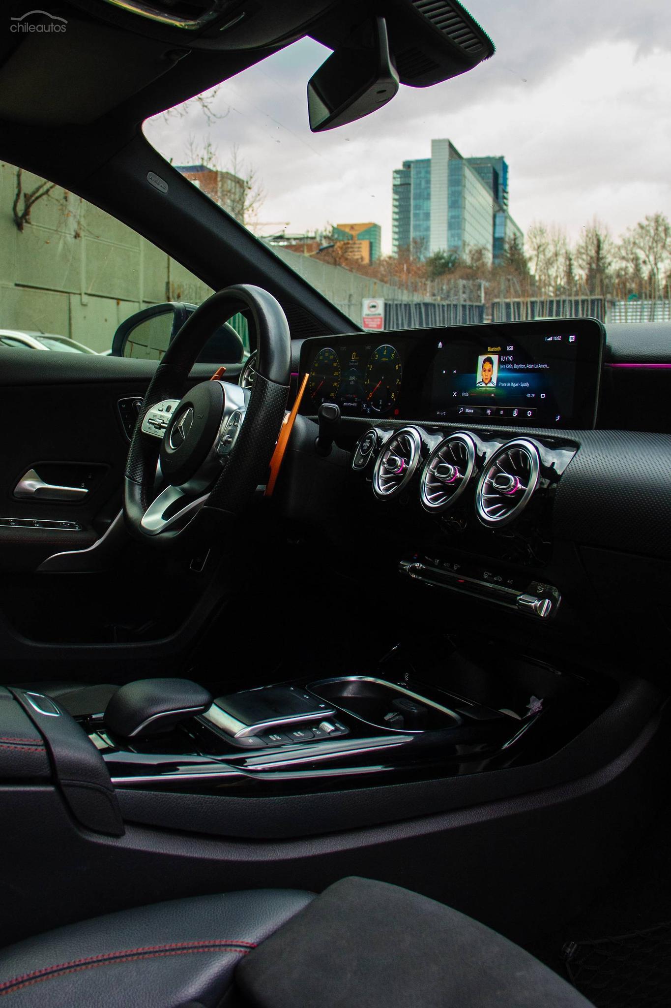 Mercedes-Benz A 35 Amg 20