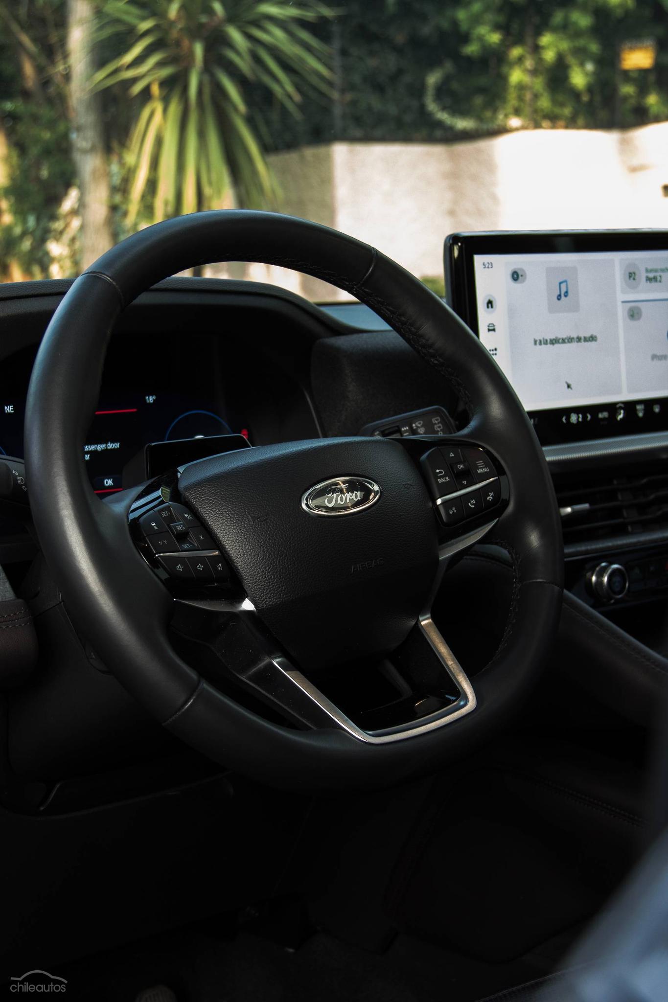 Ford Explorer 21
